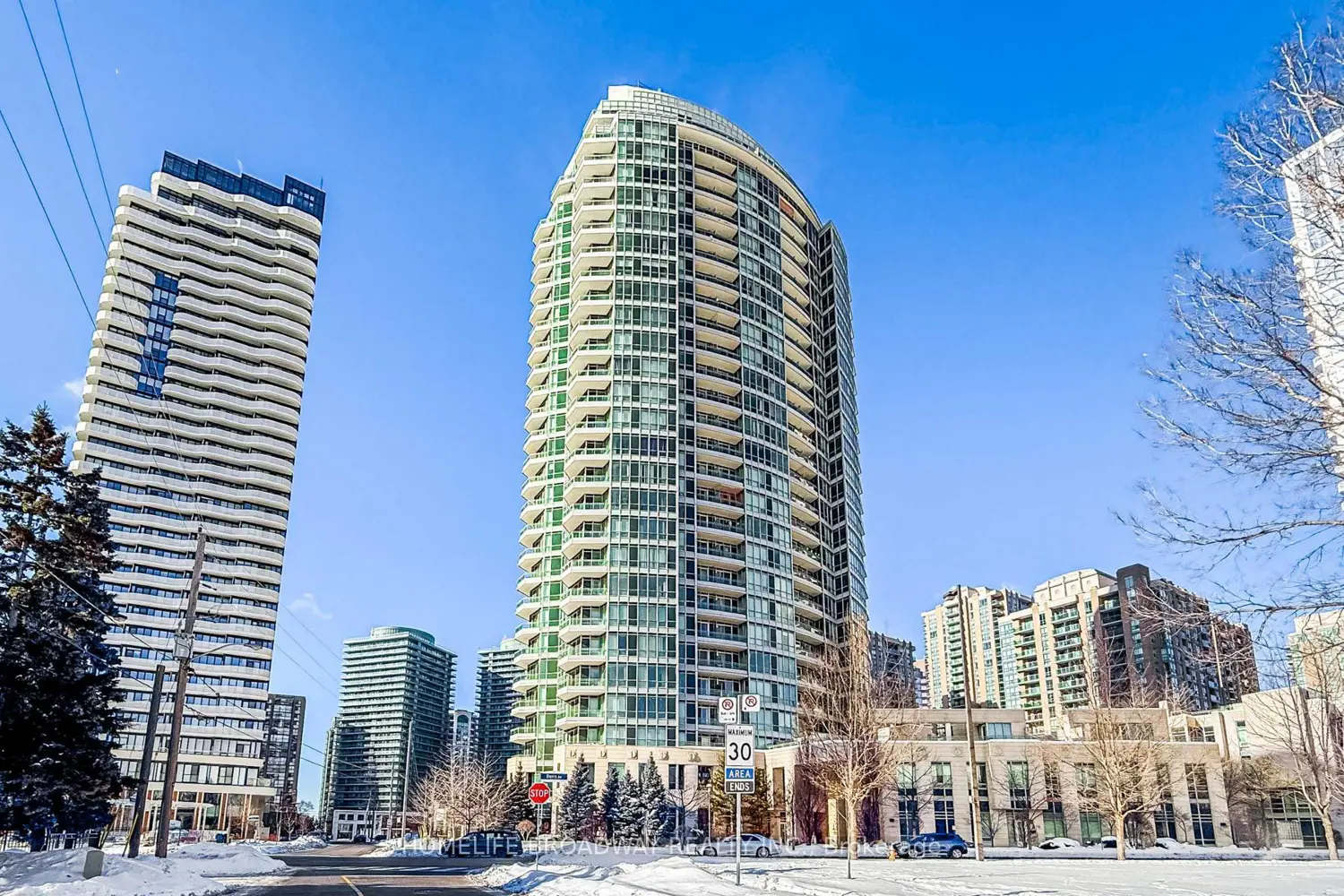 18 Holmes Avenue 2215