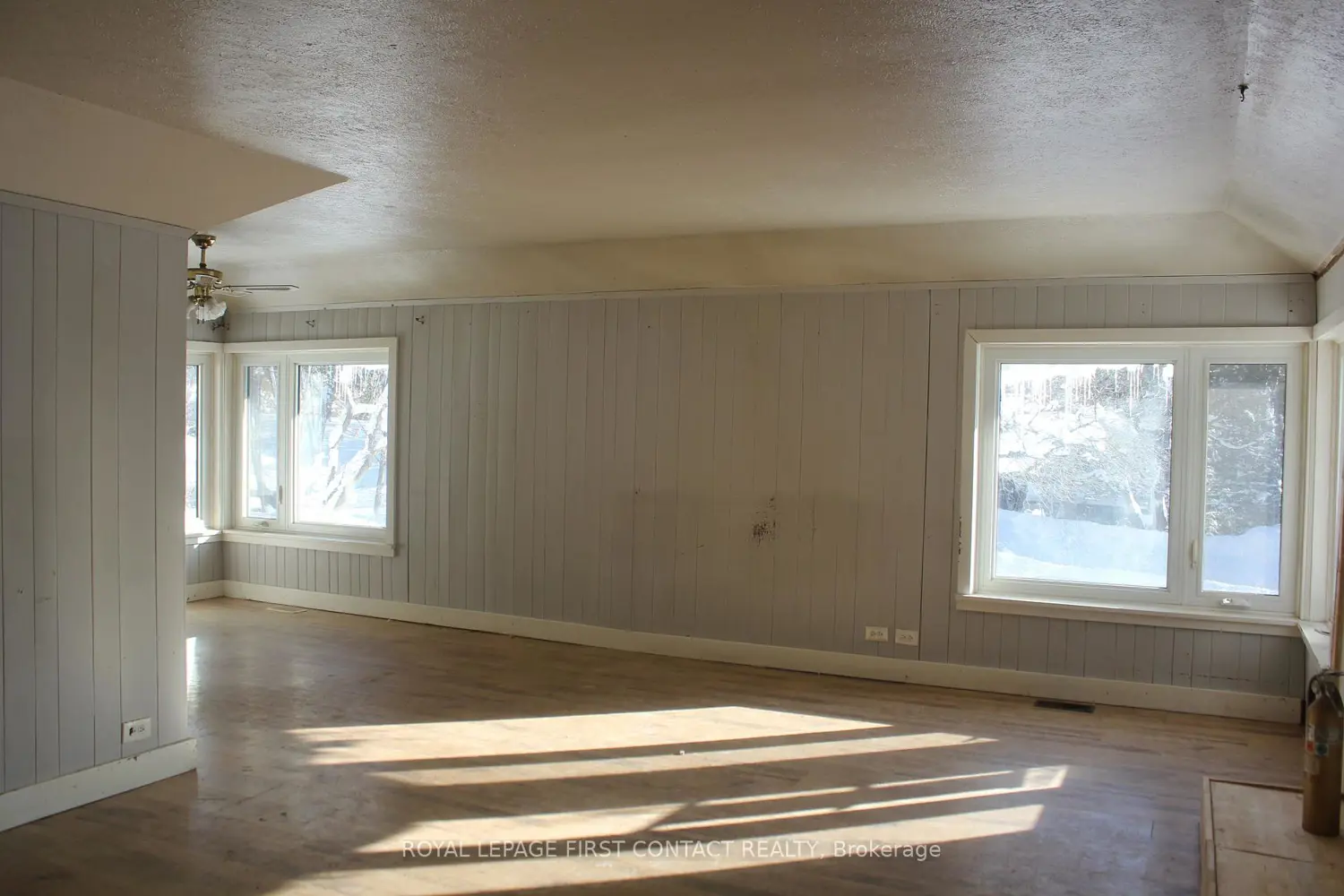 Additional image 11 of 47 Riverside Drive