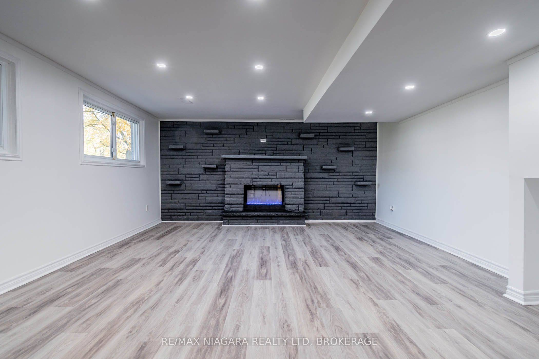 Additional image 3 of LOWER-22 Chantler Road, Welland, ON, L3C 4M5