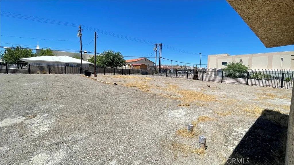 Additional image 37 of 701 W Broadway Street, Needles, CA 92363