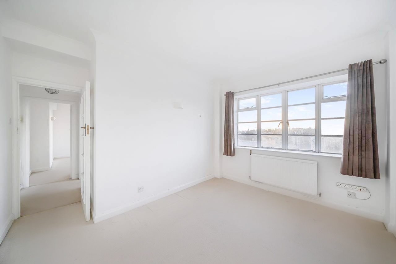 Additional image 5 of 3 Bed Flat, Winchester Court, W8, N1 7GU