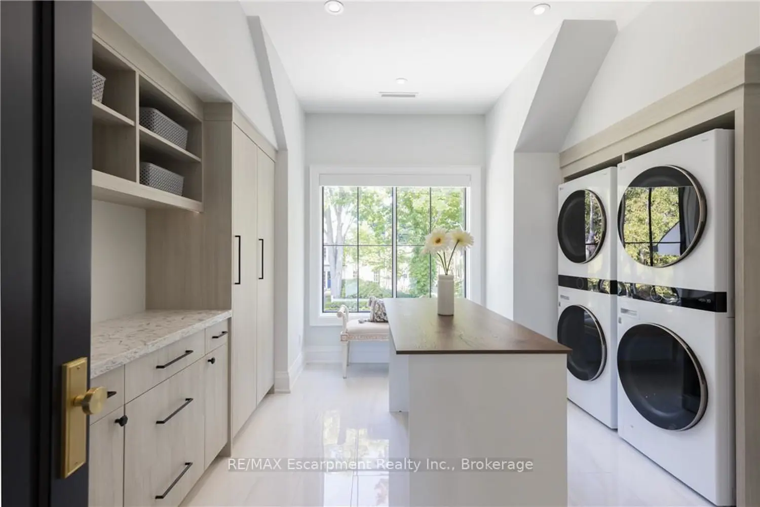 Additional image 11 of 46 Second Street