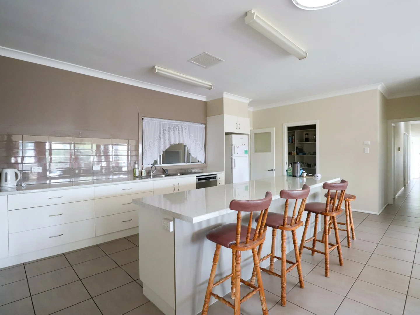 Additional image 7 of 6 - 12 Hanly Street, Roma QLD 4455
