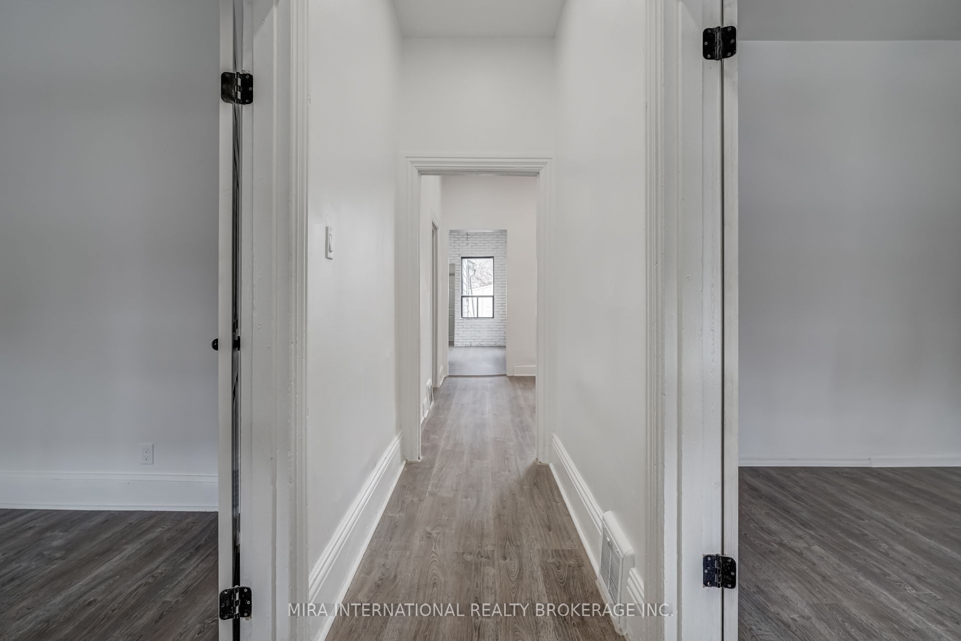 Additional image 5 of A-83 Simcoe Street E, Hamilton, ON, L8L 3N3