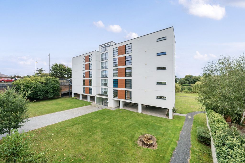 Additional image 15 of 3 bed flat for saleGreyfriars Avenue, Hereford HR4