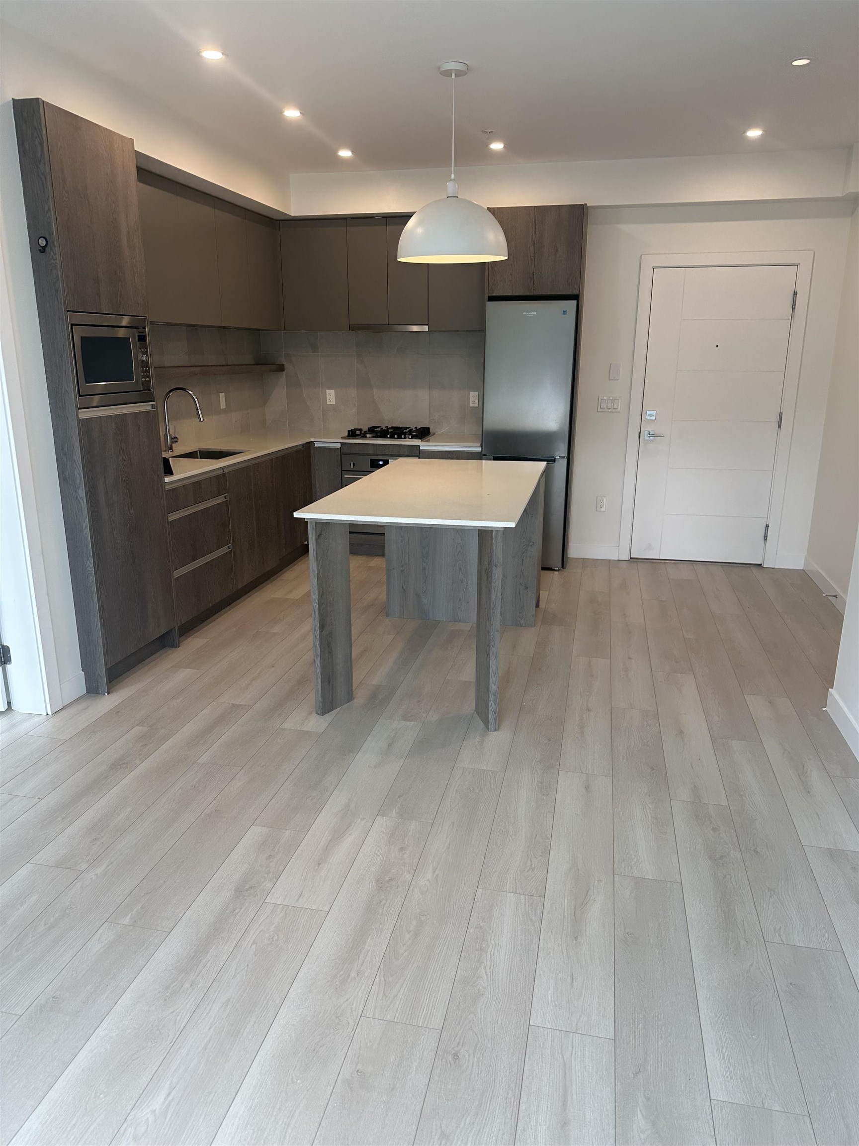 Additional image 5 of 407-14225 103a Avenue, Surrey, BC, V3T 0T4