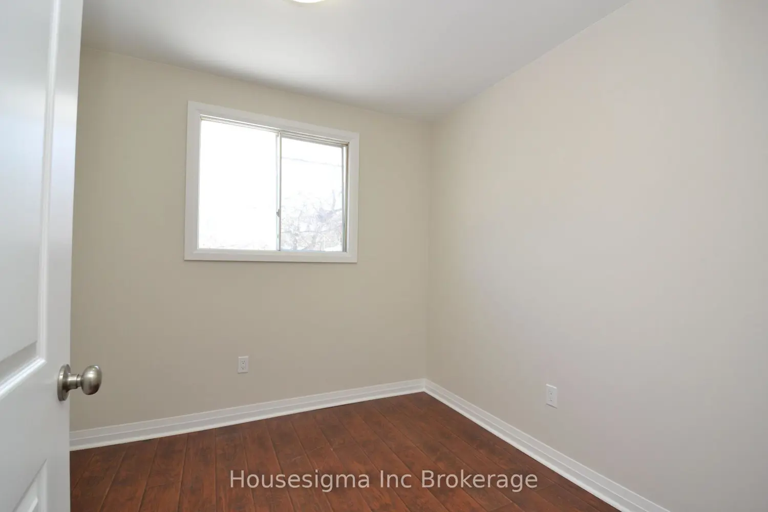 Additional image 13 of 190 Bay Street