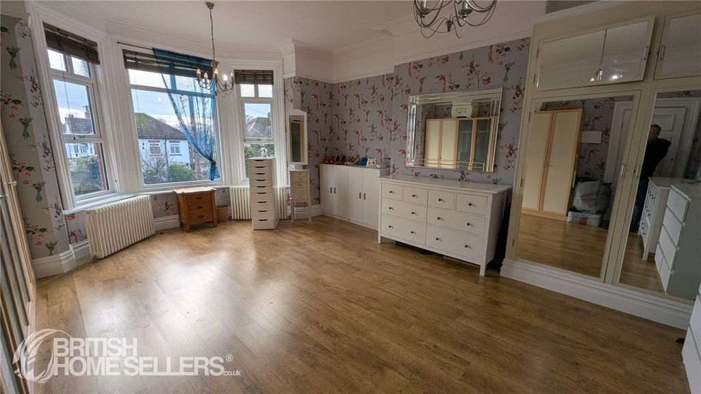 Additional image 21 of 6 bed semi-detached house for salePark Road, Hartlepool, Durham TS26
