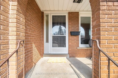 Additional image 8 of 6 Disan Court, Toronto, ON, M9V 4A7