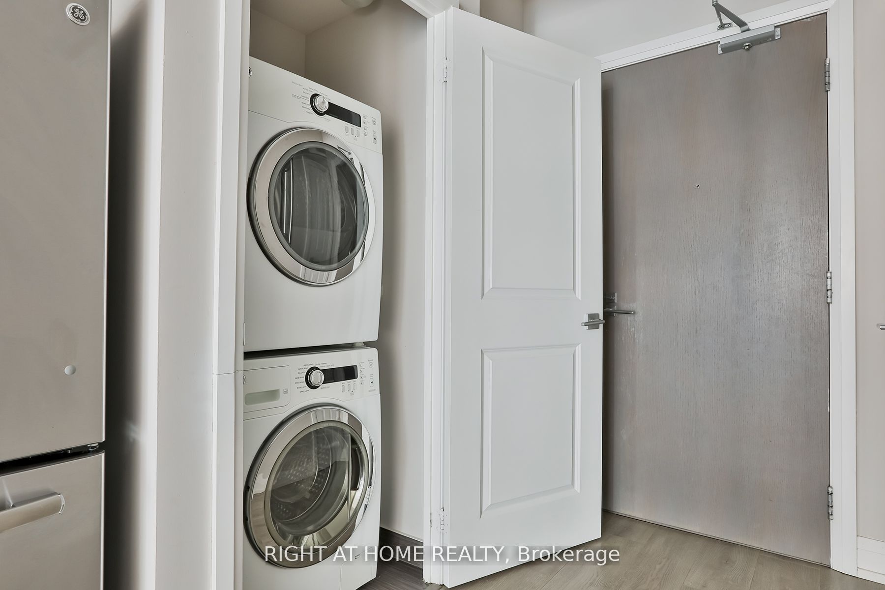 Additional image 5 of 1505-7165 Yonge Street, Markham, ON, L3T 0C9