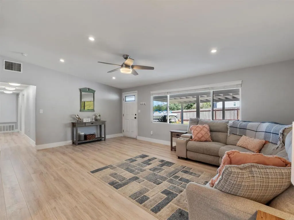 Additional image 8 of 1265 E Fallbrook Street, Fallbrook, CA 92028