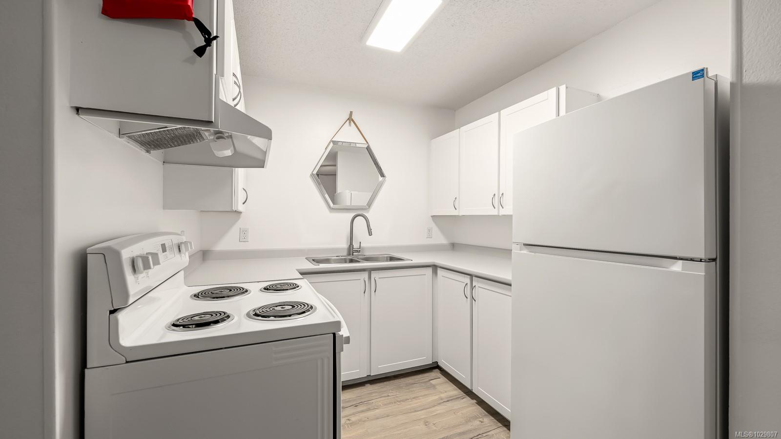 Additional image 4 of 208-1130 Willemar Avenue, Courtenay, BC, V9N 3L9