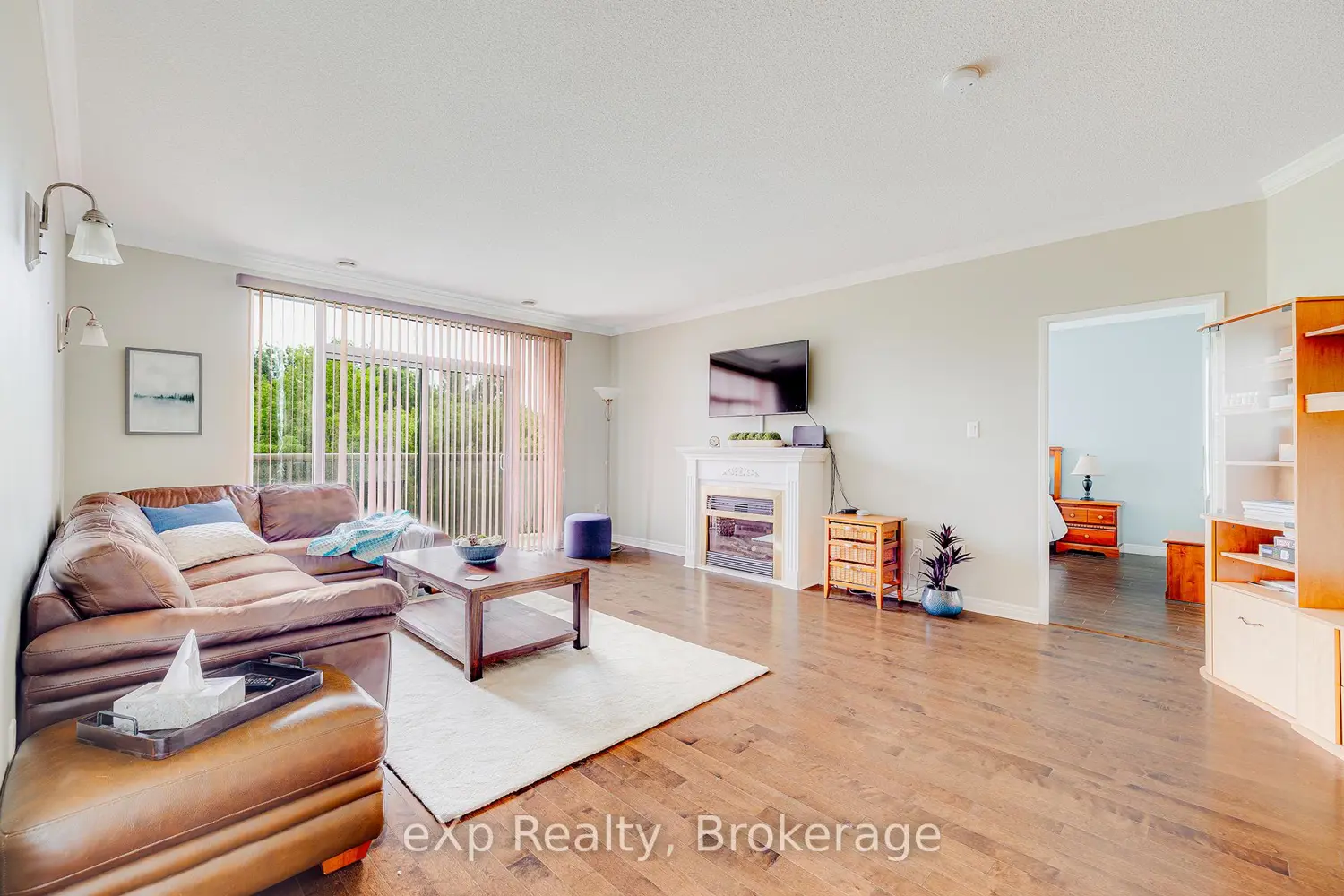 Additional image 7 of 255 Keats Way 403