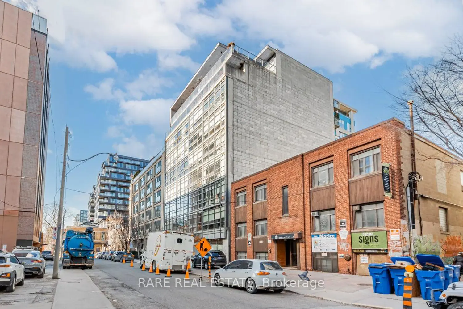 42 Camden Street 302