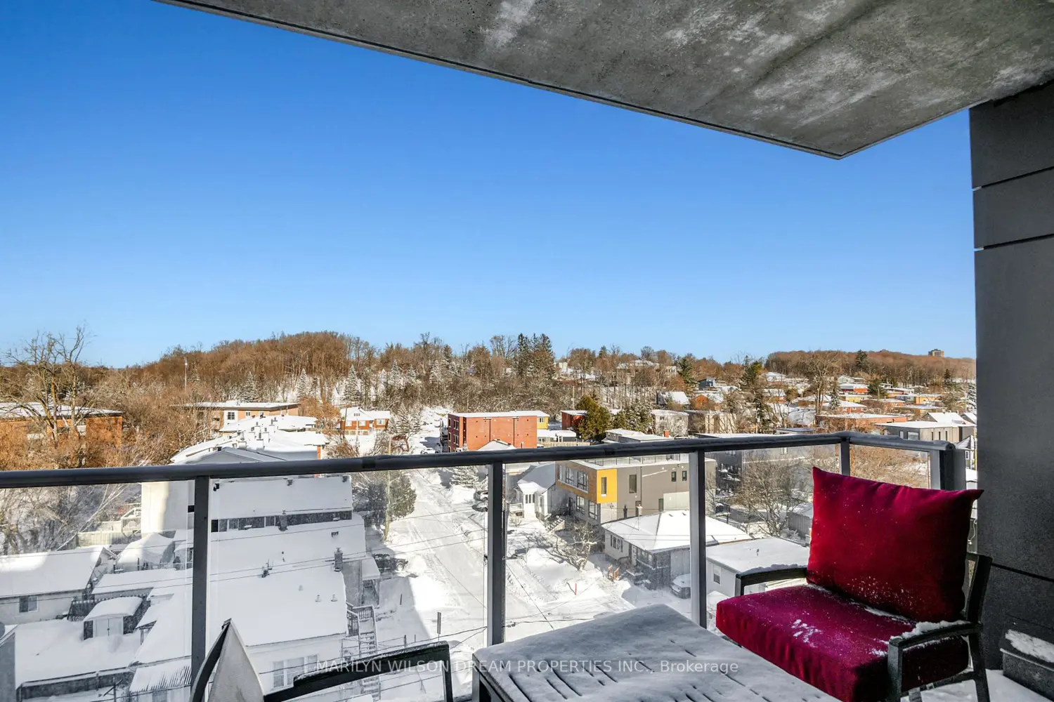 Additional image 6 of 7 Marquette Avenue 612