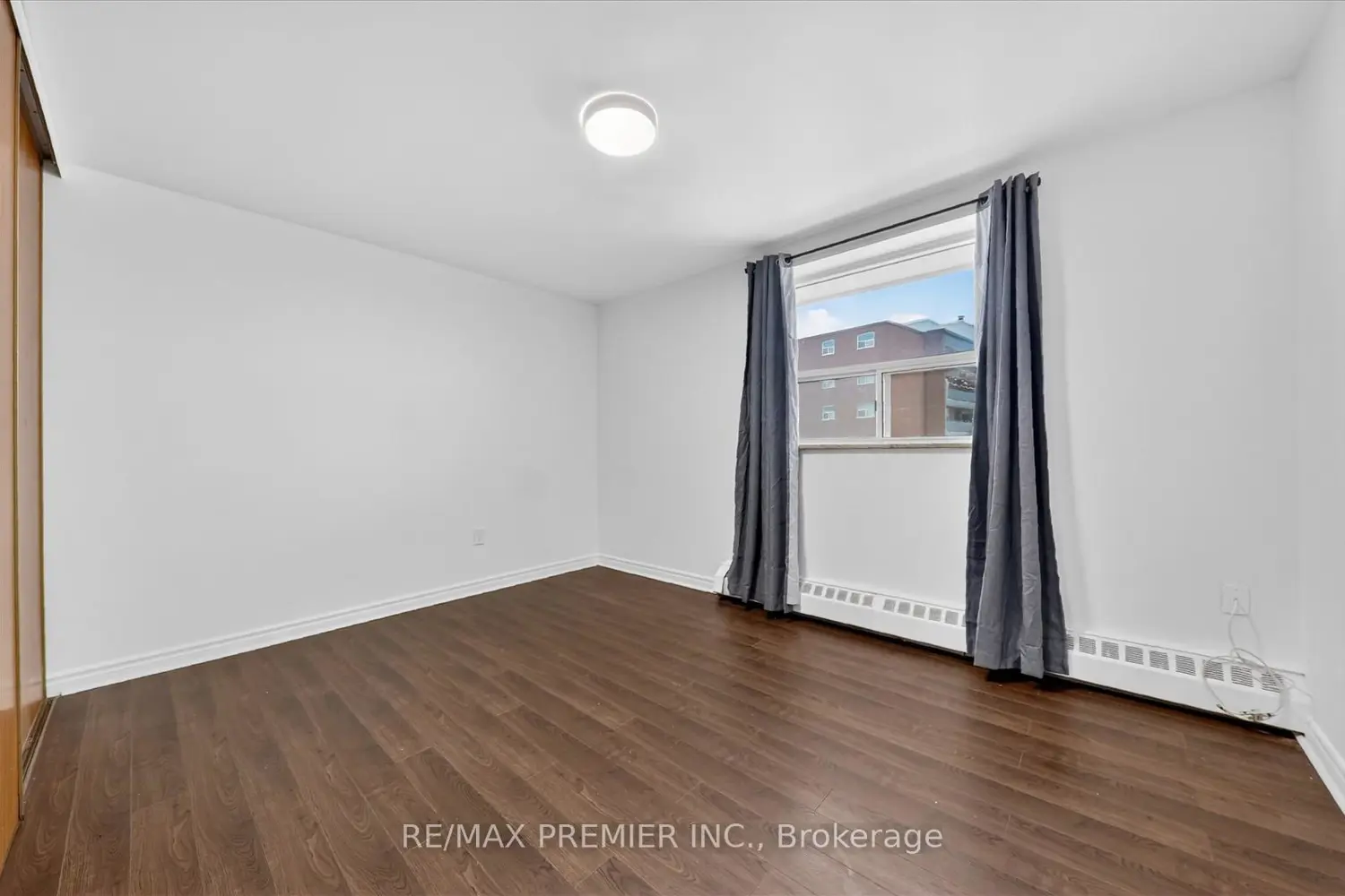 Additional image 15 of 3555 Derry Road 712