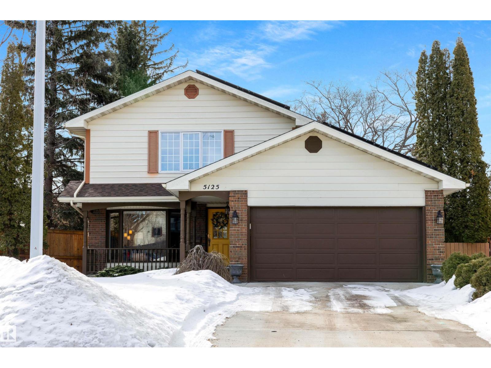 Additional image 2 of 5125 37 Avenue NW, Edmonton, AB, T6L1V6