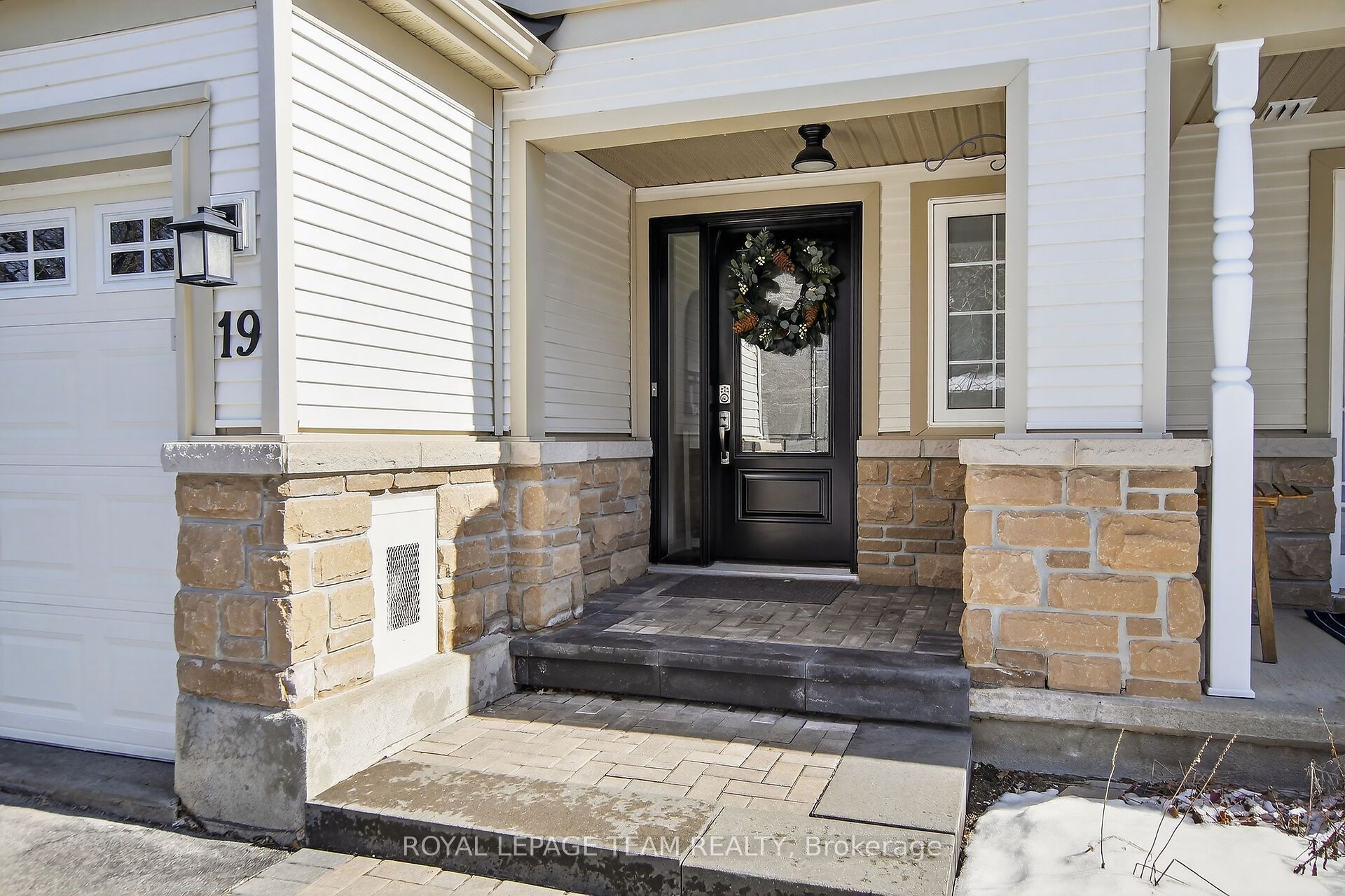 Additional image 2 of 19 Goldthorpe Private N, Ottawa, ON, K2J 5L6