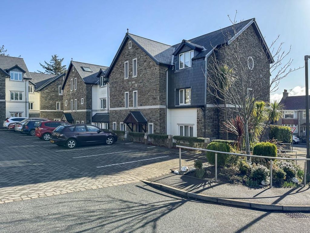 2 bed flat for saleSt Ninians Court, Douglas IM2