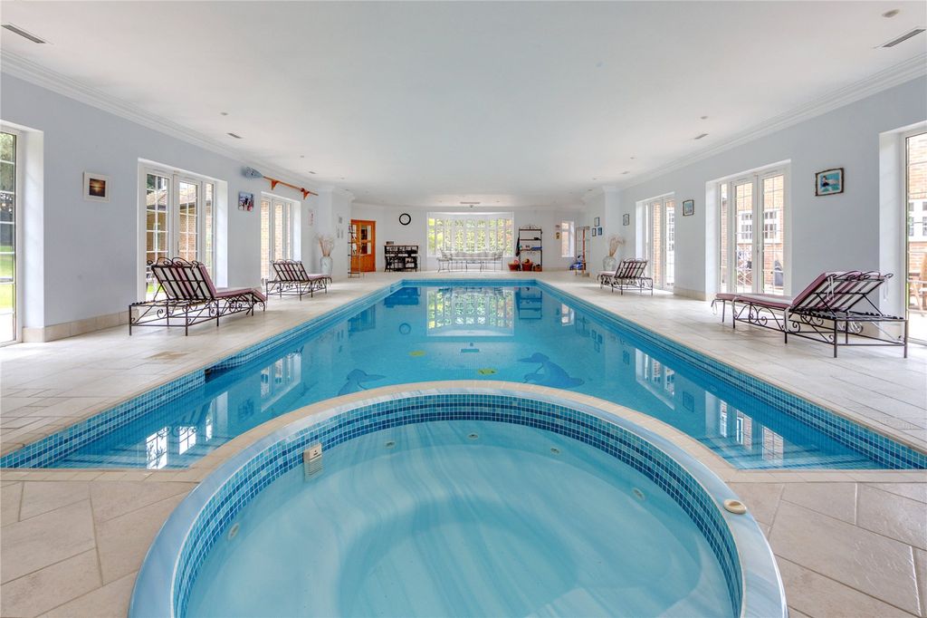 Additional image 3 of 7 bed detached house for saleThe Leys, Loom Lane, Radlett, Hertfordshire WD7