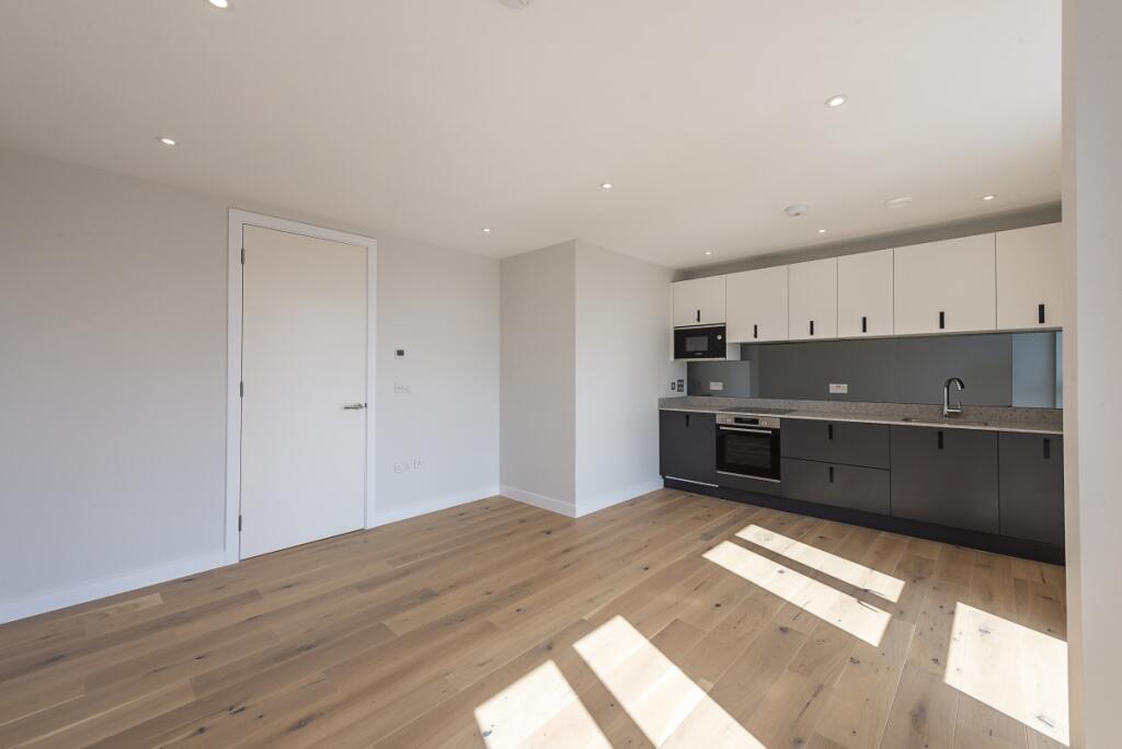 Additional image 3 of Civic Close St. Albans AL1