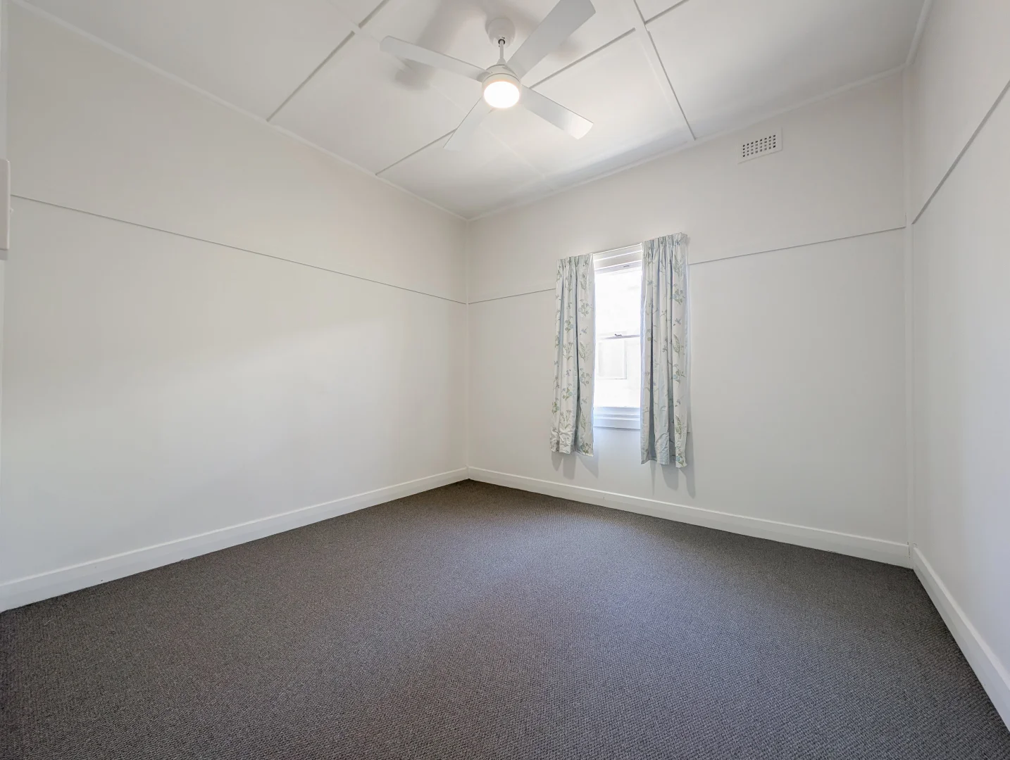 Additional image 14 of 46-48-50-50a Scoresby Street & 23 Nolan Street, Kerang VIC 3579