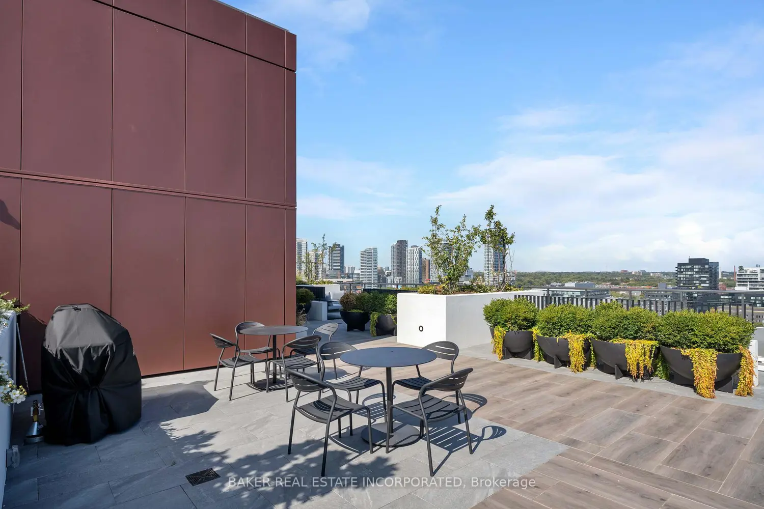 Additional image 18 of 28 Eastern Avenue 705