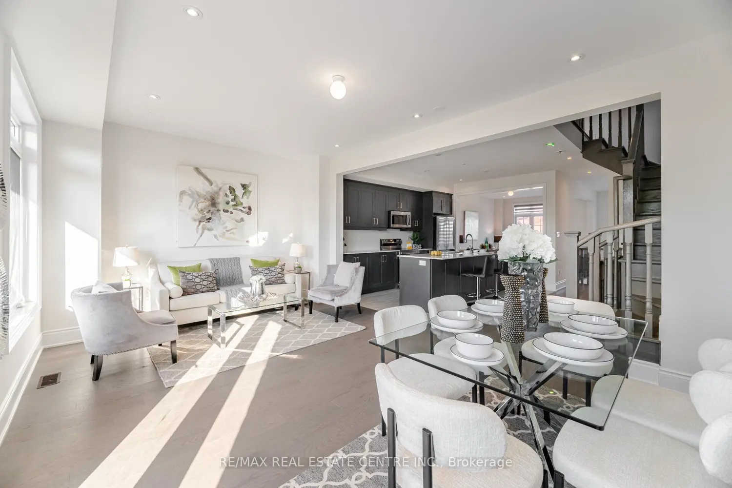 Additional image 11 of 20 Foxsparrow Road