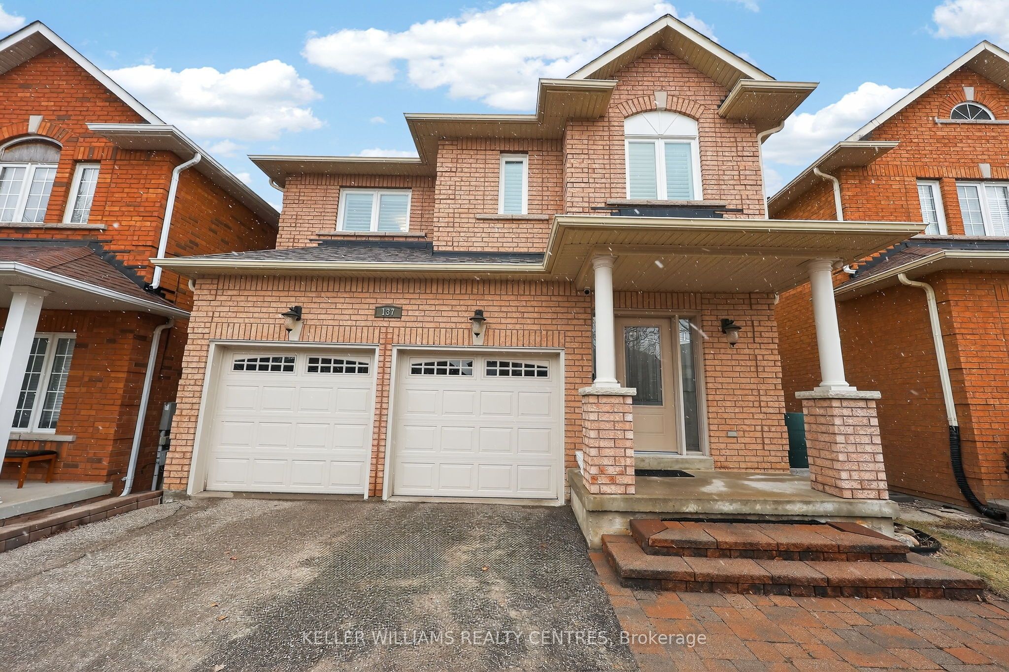 137 Woodbury Crescent, Newmarket, ON, L3X 2S5