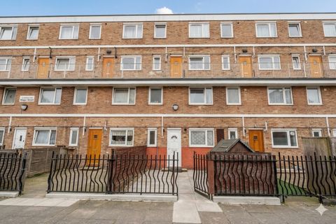 Wager Street, London, Ldn E3