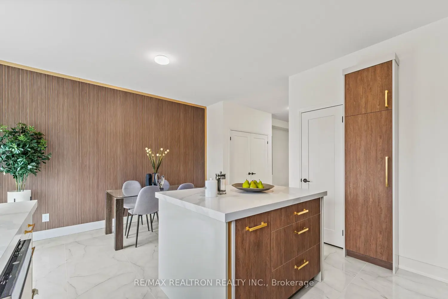 Additional image 4 of 1989 Georgina Court