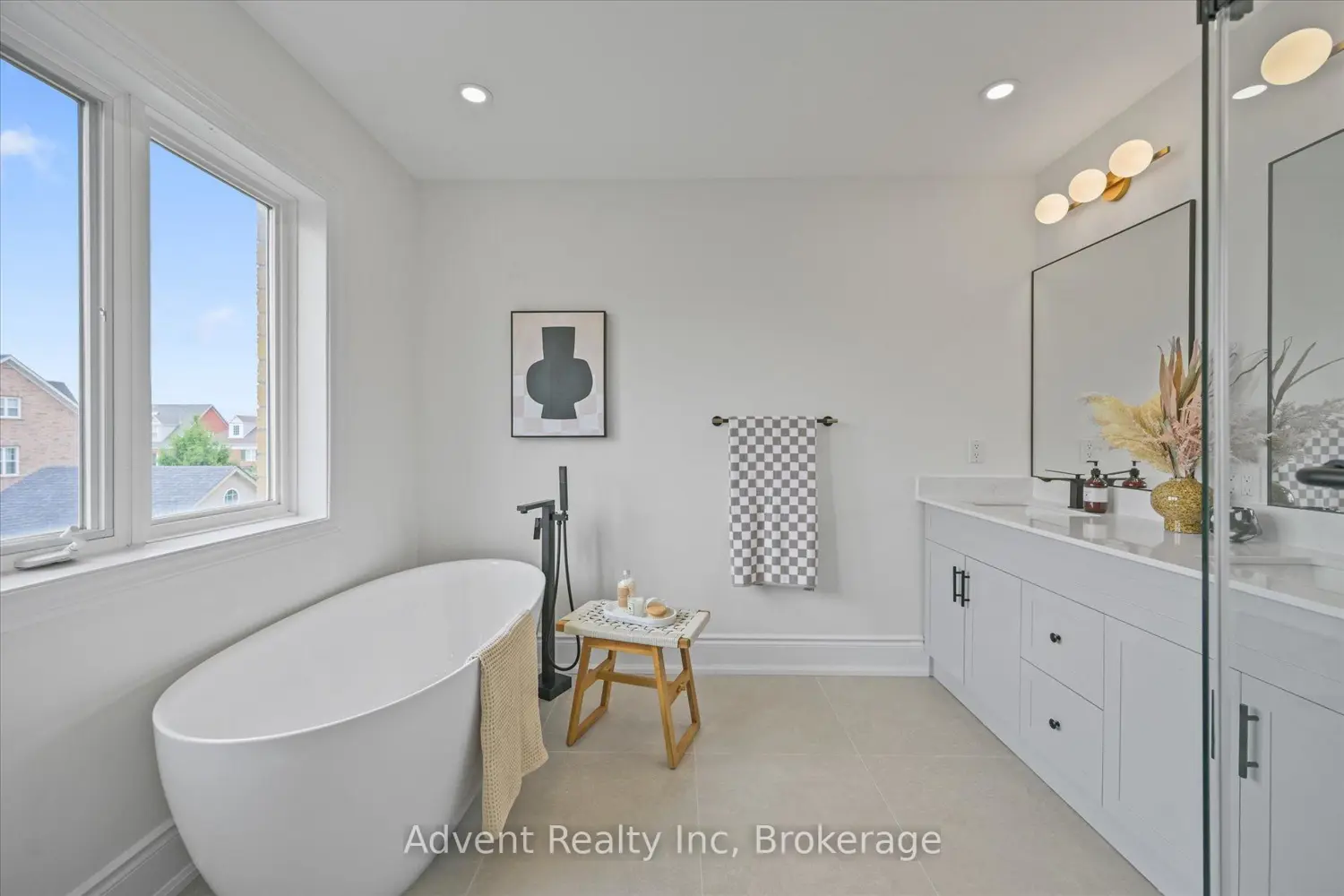 Additional image 8 of 5 Angus Glen Boulevard