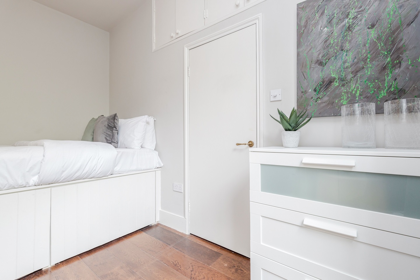 Additional image 26 of 2 Bed Flat, Fentiman Road, SW8, N1 7GU