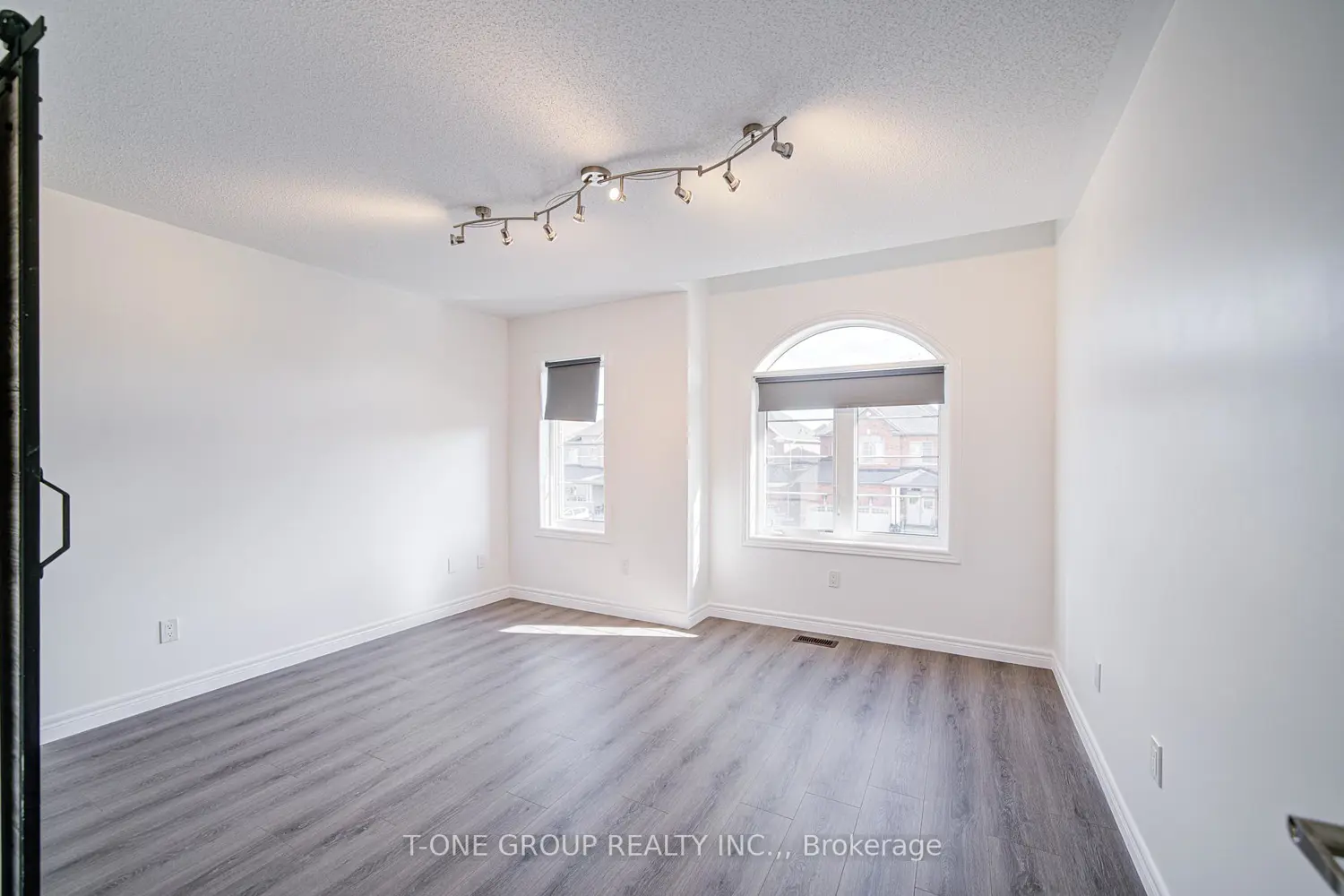 Additional image 14 of 60 Lewis Avenue