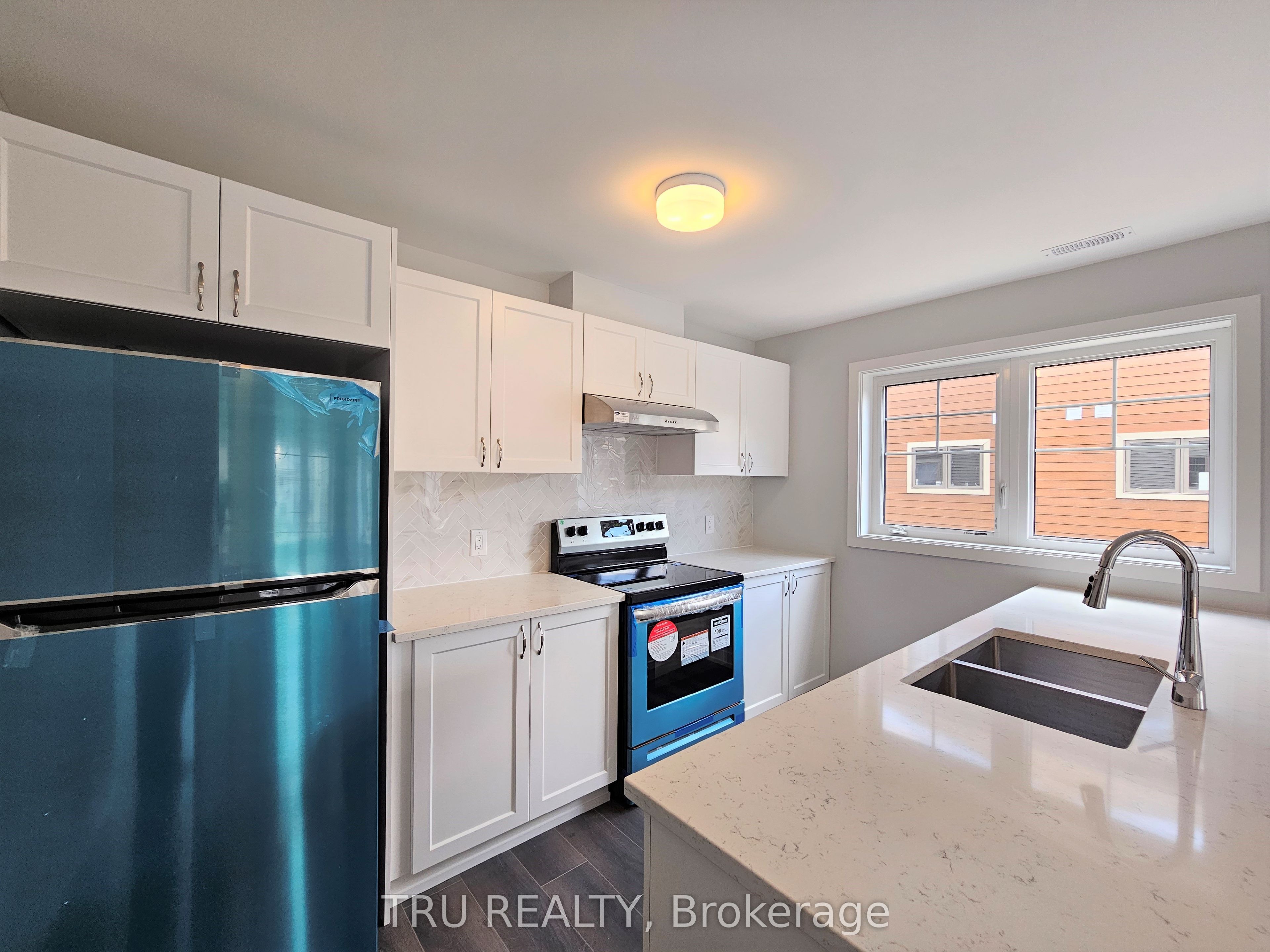 Additional image 3 of 200 Anyolite Private, Ottawa, ON, K2J 7J3