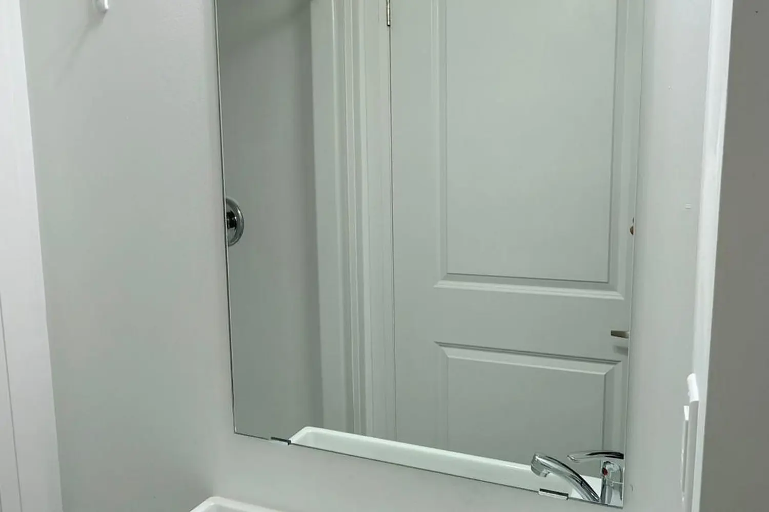 Additional image 16 of 1900 Simcoe Street 827