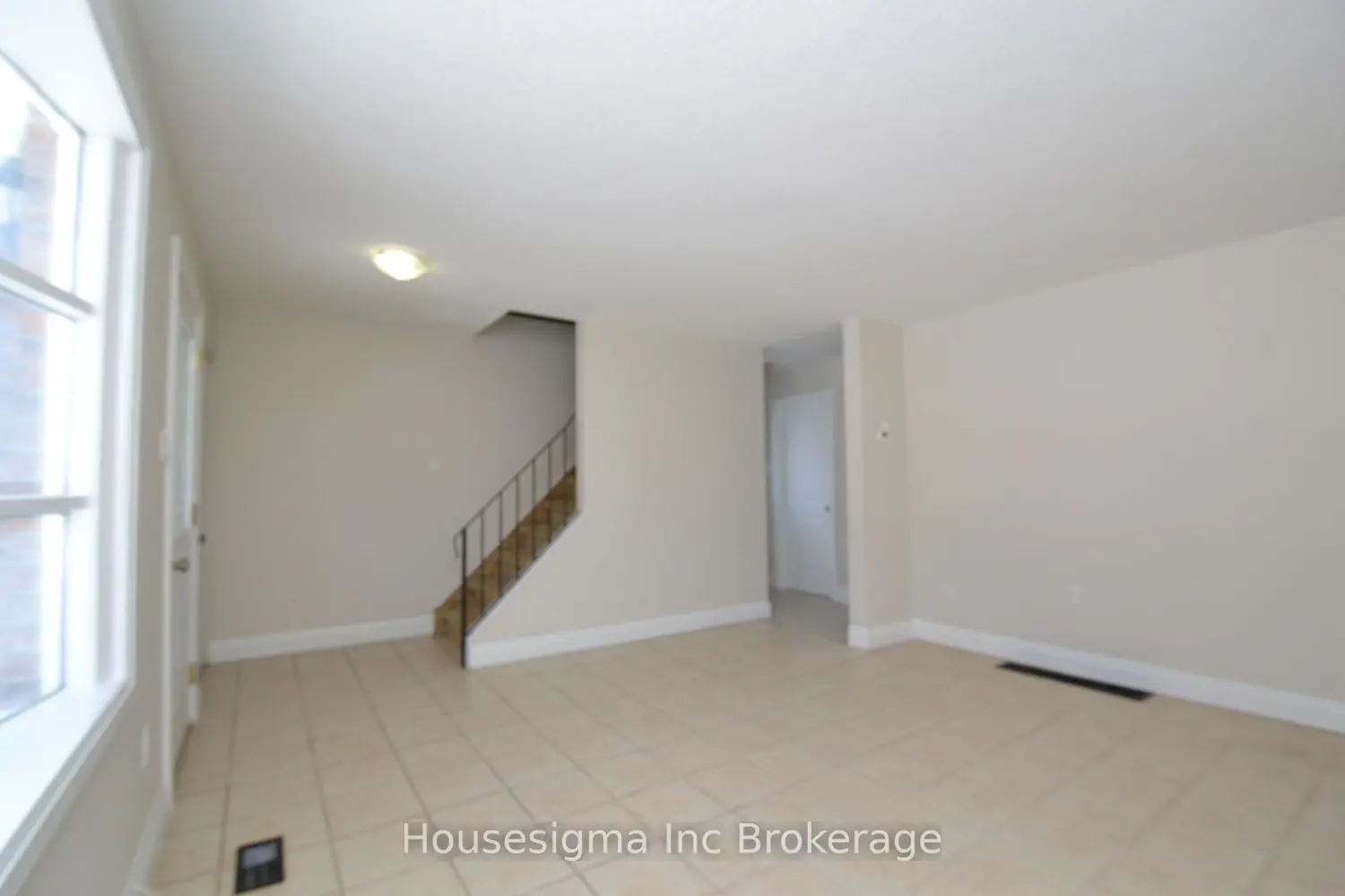 Additional image 6 of 190 Bay Street