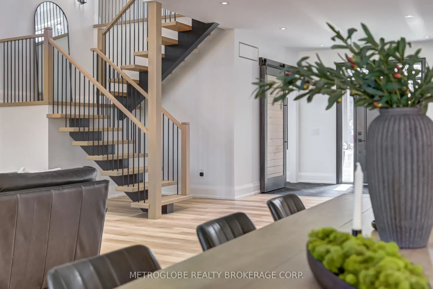 Additional image 16 of 862 Kennedy Road