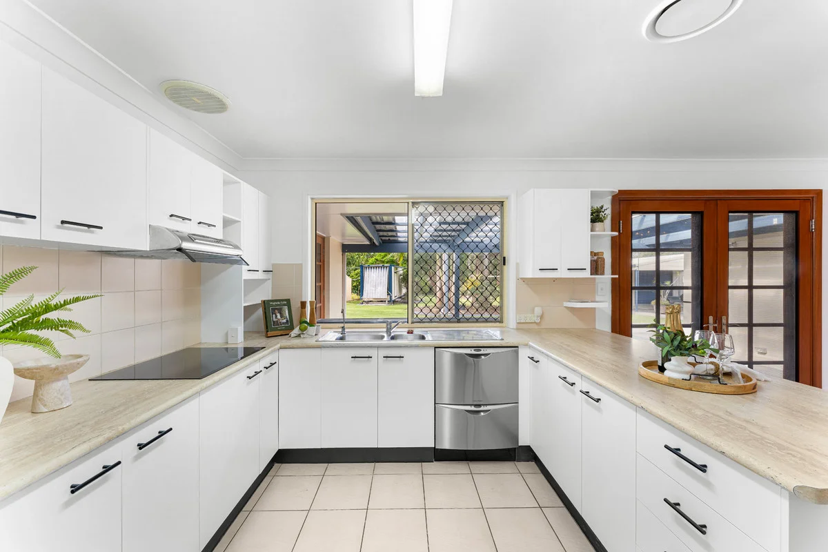 Additional image 5 of 97 Outlook Drive, Glass House Mountains QLD 4518