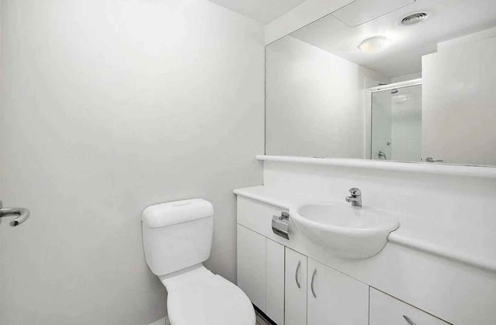 Additional image 4 of 402/118 Franklin Street, Melbourne VIC 3000