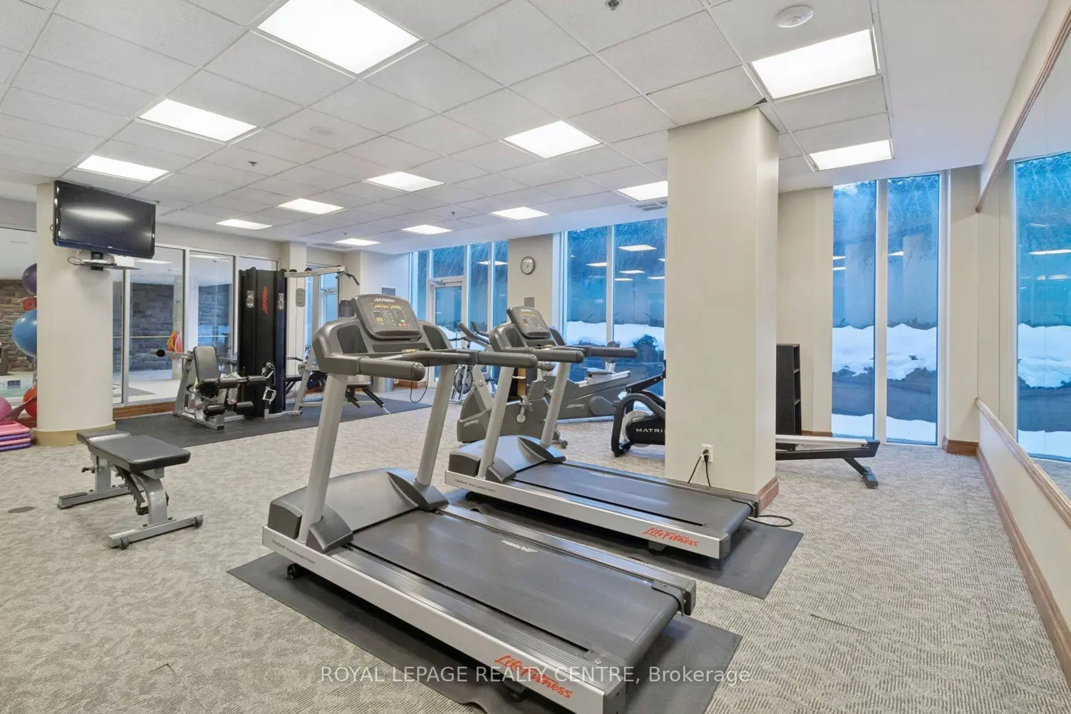 Additional image 15 of 2095 Lake Shore Boulevard 220
