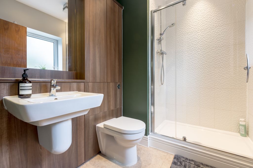 Additional image 16 of 3 bed flat for saleFlat 1, 62 Larkfield Gardens, Trinity, Edinburgh EH5