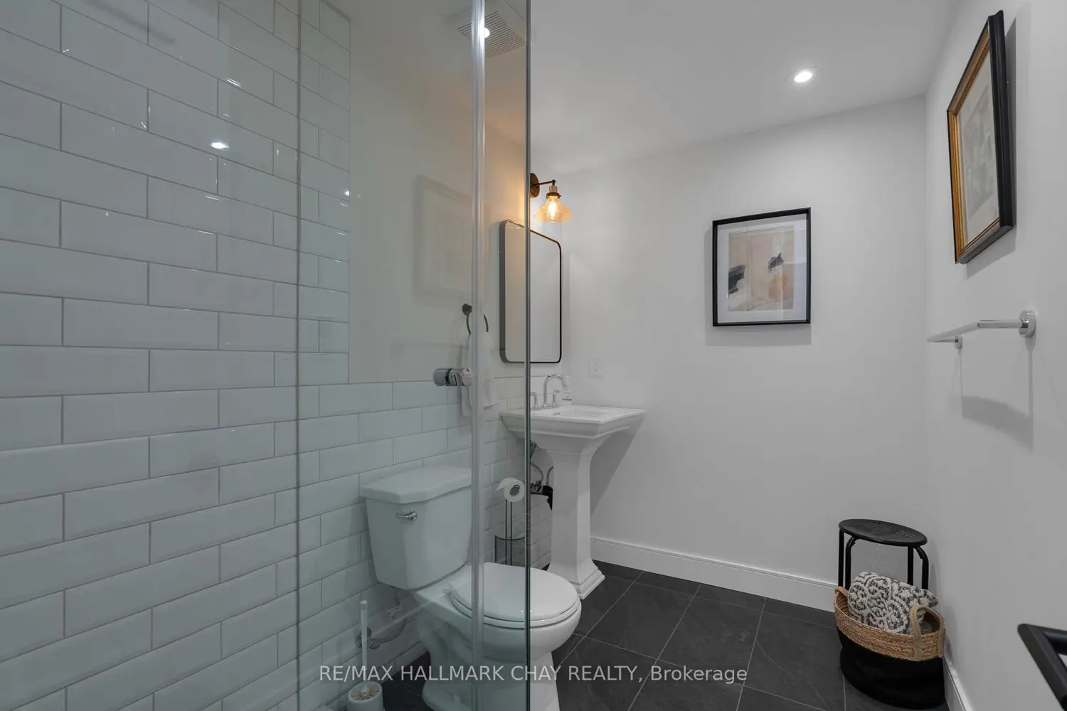 Additional image 15 of 98 Shanty Bay Road