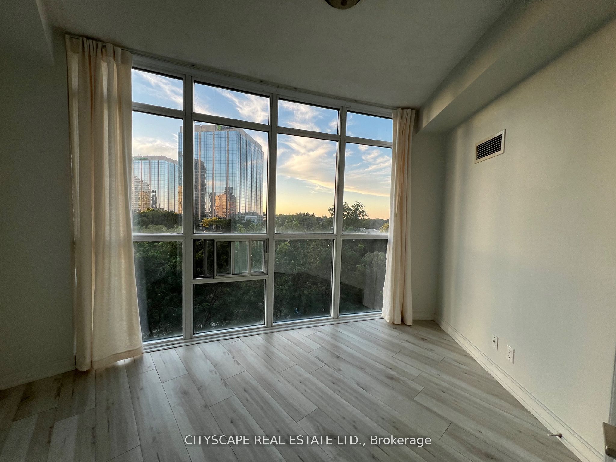 Additional image 5 of 510-80 Absolute Avenue, Mississauga, ON, L4Z 0A5