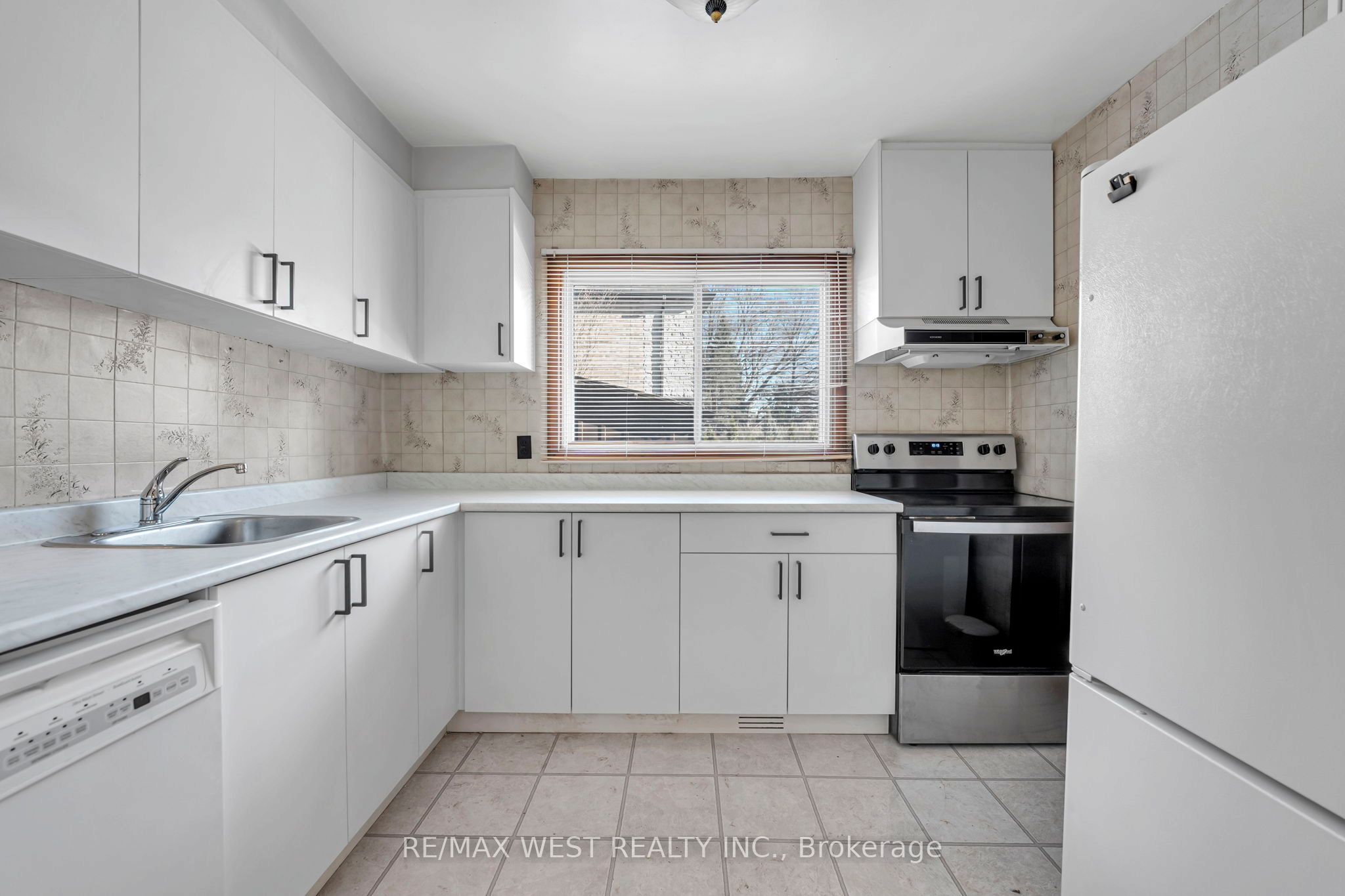 Additional image 4 of 1607 Kenmuir Avenue, Mississauga, ON, L5G 4B6