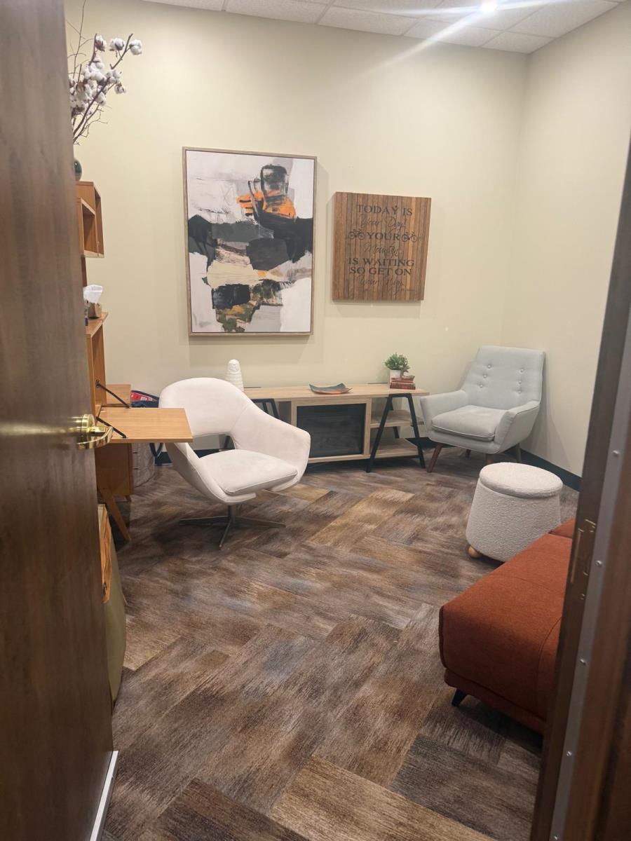 Additional image 3 of 205 205, 4423 Calgary Trail, Edmonton, AB, T6H5R7