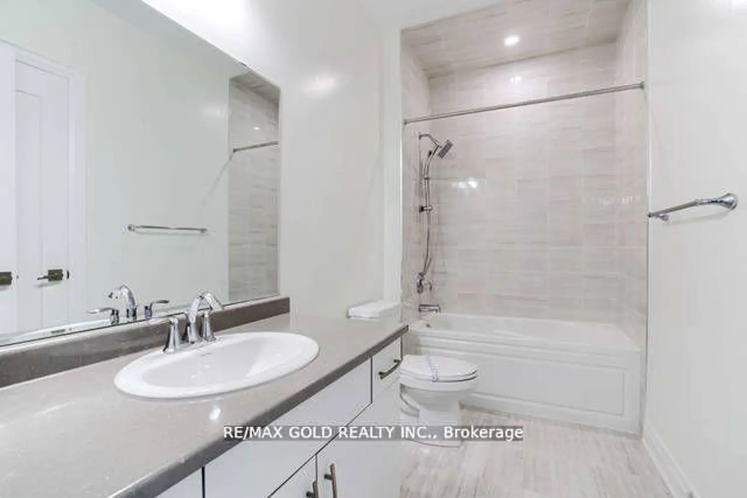 Additional image 12 of 128 Grovewood Common 607