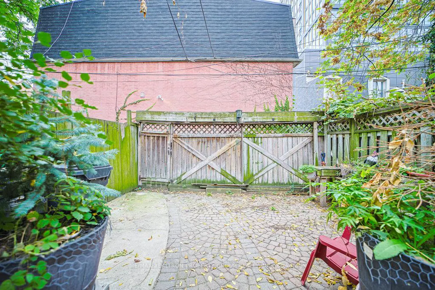 Additional image 15 of 141 Gerrard Street
