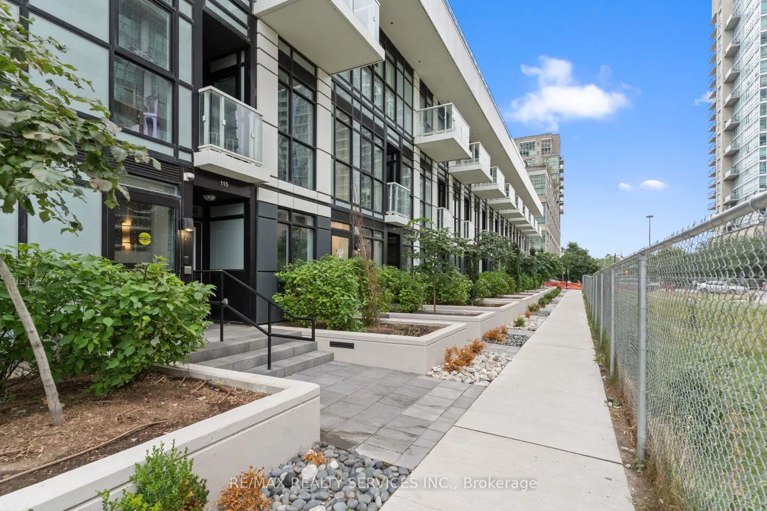 Additional image 20 of 251 Manitoba Street 115