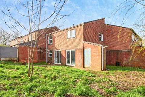 Elkstone Covert, Birmingham B14